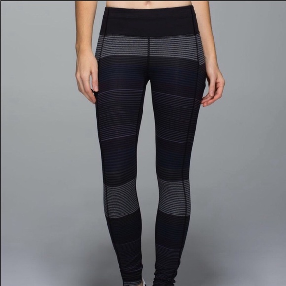 Lulu🍋 Om Stripe Speed Up 31” Tights size 6 RARE/Unicorn!! - Picture 3 of 12